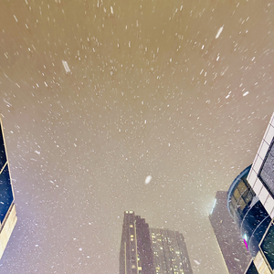 对世界说晚安，对自己说喜欢