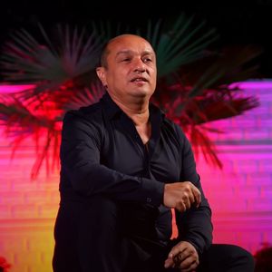 Dikh az a lány (Seron)