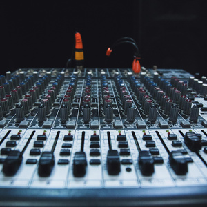 Groove Mania (Radio Edit)