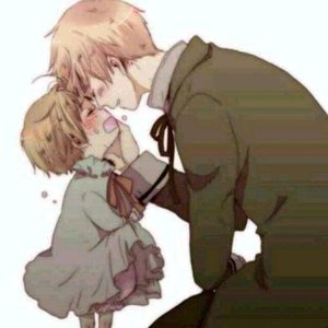 城市灯火下的遥望