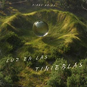 LUZ EN LAS TINIEBLAS