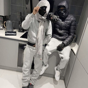 Fanımsınız Sanırım