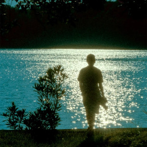 人生来就是孤独的