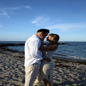 Cheampagne And Rock 'N Roll