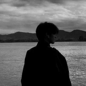 her (feat. Macario, Leon Leiden)