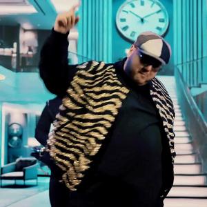 MI-A ZBURAT GANDUL LA TINE