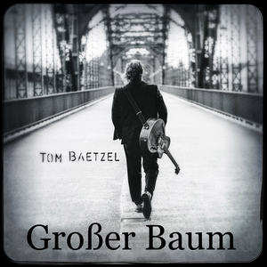 Großer Baum
