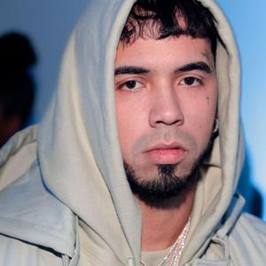 ANUEL AA UN VACÍO