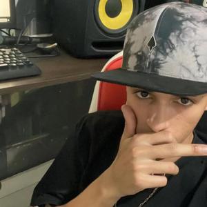 Mtg Elas quer sentar para famoso