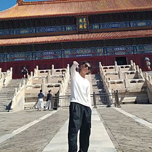 《不要放弃我们还有月亮》.wav