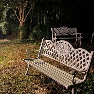 我想出门但它却下雨了