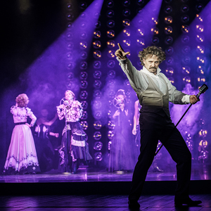 Zbyt Wiele Helen (Virtuoso)