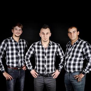 Cigánska Seňorita (feat. Merry Christmas)