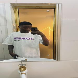 Oba Wears (feat. Jossie, Jamokay & Machala Sango)