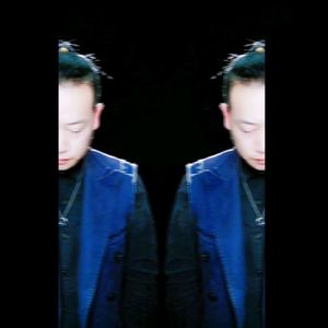 《逆风的脚步》 伴奏