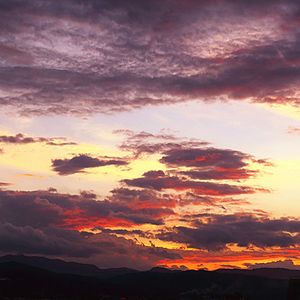 天边一抹红霞-陈子渝-整曲