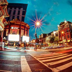 নবীজির জুতা মোবারক একজন ইহুদীর ছেলে