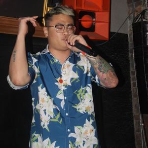 秋月爱莉和砍刀哥喜结连理