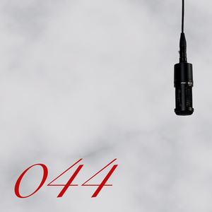 044