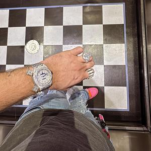 RICH MILLIONAIRE (feat. DSCMAJOR)