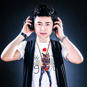 游子的心 演唱： 程呈