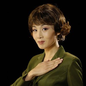 树上的鸟儿成双对