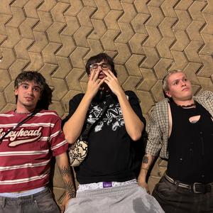 Yamasdejadodegusta (feat. manurillo & $mokey)