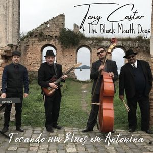 Tocando um Blues em Antonina