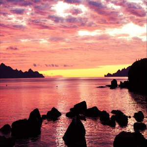 Mystery of Pacific Island in the Warm Waves of the Healing Ocean