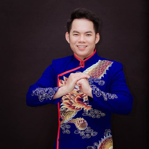 Mùa Xuân Đầu Tiên