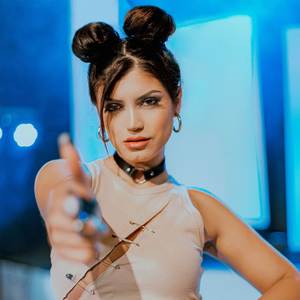 Quédate (Versión Mujer)