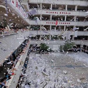 2026高考祝你上岸，阳光万里！