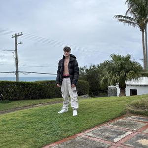 SIMPLE THINGS (With peptheproducer)