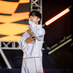 សុំទោសដែលបងចាកចេញ