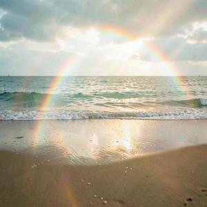 夏の海 雨と虹 (Ver. 1)
