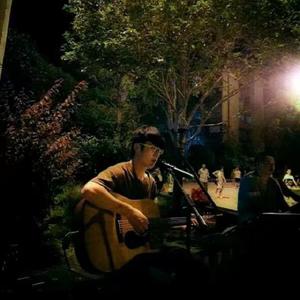 黄小姐（户外即兴）