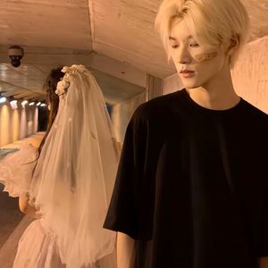 哦天哪 别愁眉苦脸的了 得不到我的男孩子又不止你一个