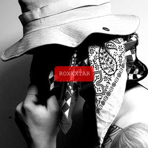 Roxxxtar (feat. JoniDAlooney)