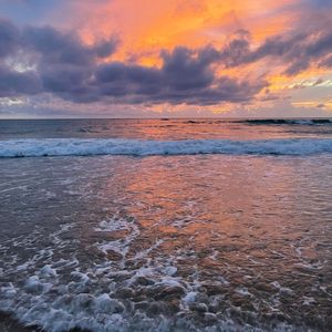 坏女孩（feat.Lil Allen)