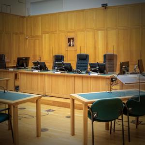 Rechtszaak Affirmaties: Affirmaties Voor Mensen Die Met Een Rechtszaak Te Maken Hebben