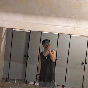 梦珂-1_抬头月牙湾湾_20230414_171748（军颜 remix）