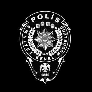 Kahramanların Izinde