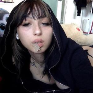 ssdd:( (feat. Blackiivi)