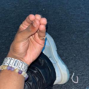 Ain't playin around (bop it) (feat. jaywiddak)