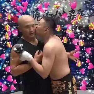 pretty boi 漂亮男孩（翻自 sush1trash）