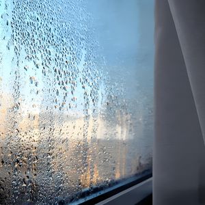 还在雨天