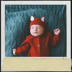 Glückliches Flussbaby