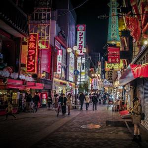 在深夜放烟火