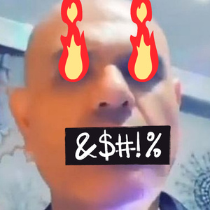 Benim Telefon Çalıyor Bi Dakika