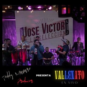 Materialista (En Vivo)